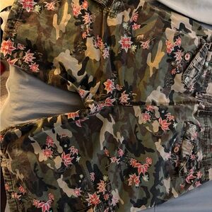 Jordan Craig Green Camo Shorts with Floral Design